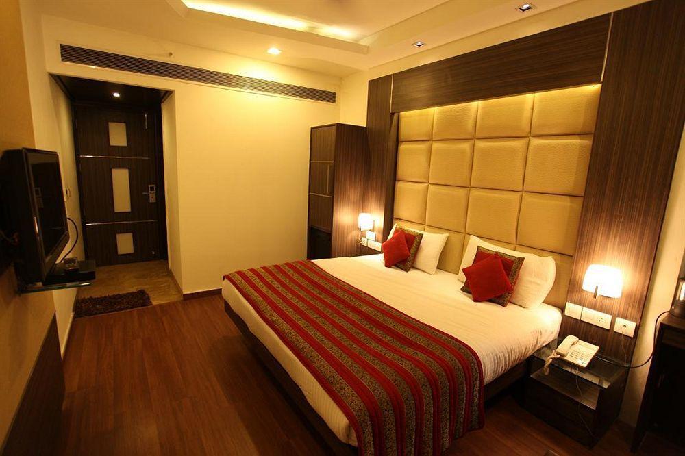 Hotel The Prime Balaji Deluxe At New Delhi Railway Station - Free Airport Pickup Extérieur photo
