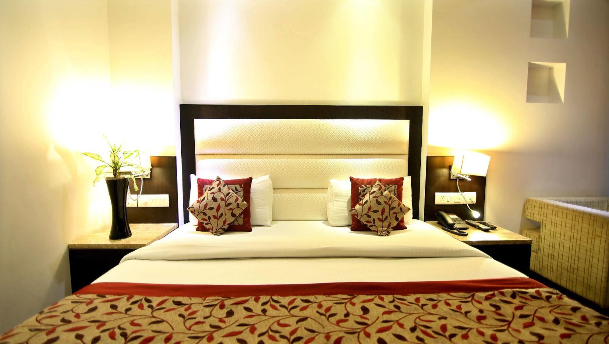 Hotel The Prime Balaji Deluxe At New Delhi Railway Station - Free Airport Pickup Extérieur photo